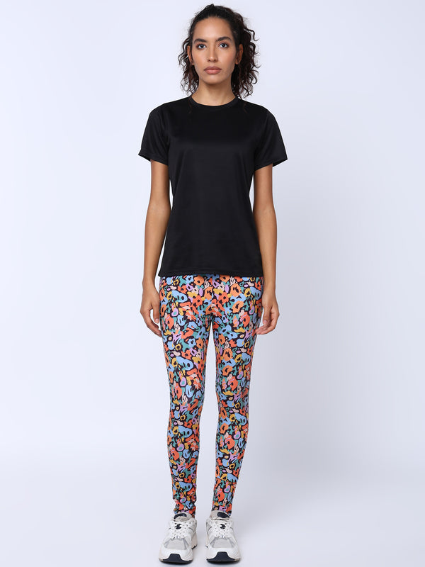 Womens Solid Black Tshirt And Funky Floral Leggings Set